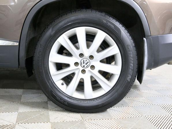 Volkswagen Tiguan I Рестайлинг с пробегом 2014 года, цена 925 000 рублей, 180831 км, внедорожник, Автокод Объявления