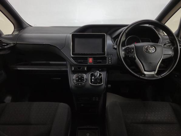 Toyota Noah III (R80) с пробегом 2014 года, цена 1 850 000 рублей, 262415 км, минивэн, Автокод Объявления