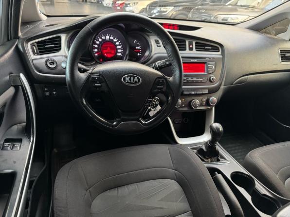 Kia Ceed II с пробегом 2013 года, цена 699 000 рублей, 184066 км, хэтчбек, Автокод Объявления