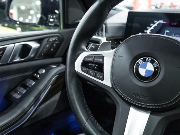 BMW X7 I (G07) Рестайлинг с пробегом 2023 года, цена 12 990 000 рублей, 6824 км, внедорожник, Автокод Объявления