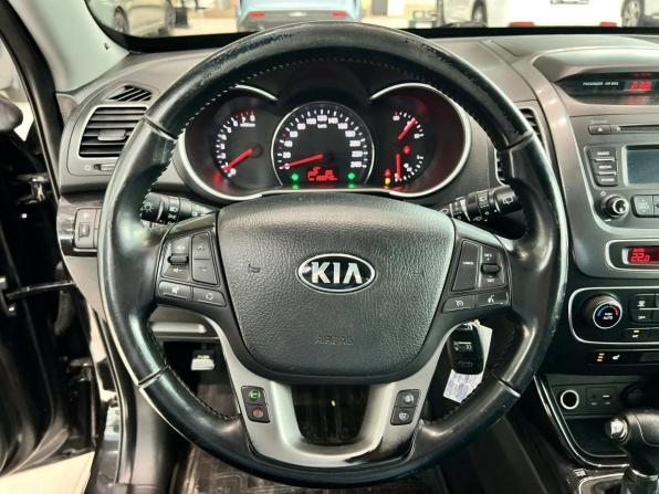 Kia Sorento II Рестайлинг с пробегом 2017 года, цена 1 795 000 рублей, 199245 км, внедорожник, Автокод Объявления