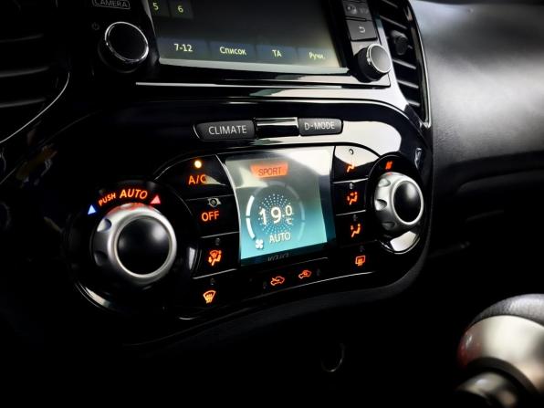 Nissan Juke I Рестайлинг с пробегом 2017 года, цена 1 350 000 рублей, 121006 км, внедорожник, Автокод Объявления