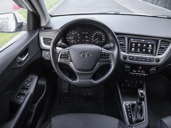 Hyundai Solaris II с пробегом 2019 года, цена 1 549 000 рублей, 85891 км, седан, Автокод Объявления