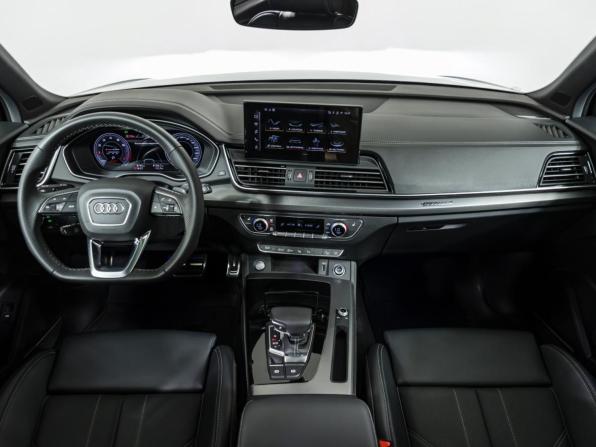 Audi Q5 II (FY) Рестайлинг с пробегом 2025 года, цена 5 818 000 рублей, 8200 км, внедорожник, Автокод Объявления