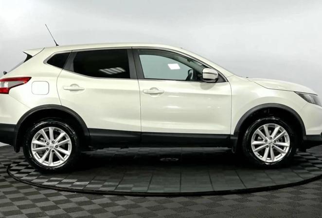 Nissan Qashqai II с пробегом 2016 года, цена 1 570 000 рублей, 169713 км, внедорожник, Автокод Объявления