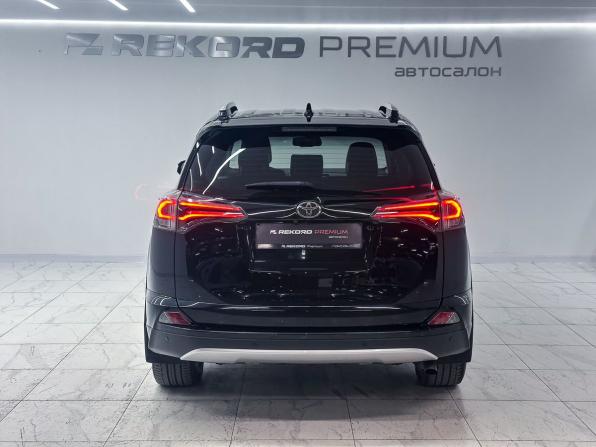 Toyota RAV4 IV (XA40) Рестайлинг с пробегом 2018 года, цена 2 650 000 рублей, 178000 км, внедорожник, Автокод Объявления