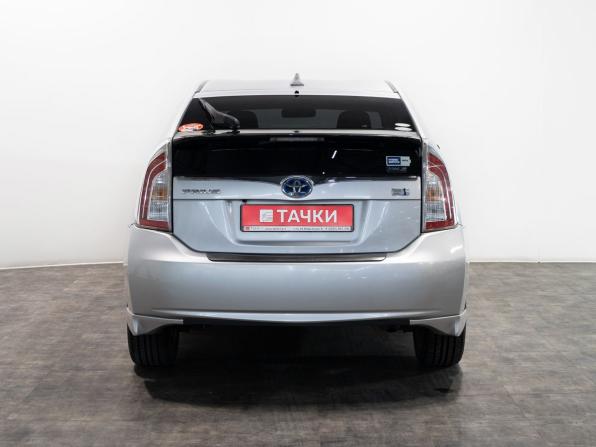 Toyota Prius III Рестайлинг (XW30) с пробегом 2012 года, цена 1 130 000 рублей, 266039 км, лифтбек, Автокод Объявления