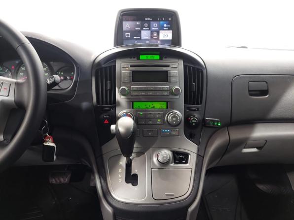 Hyundai Grand Starex I Рестайлинг с пробегом 2015 года, цена 2 450 000 рублей, 198000 км, минивэн, Автокод Объявления
