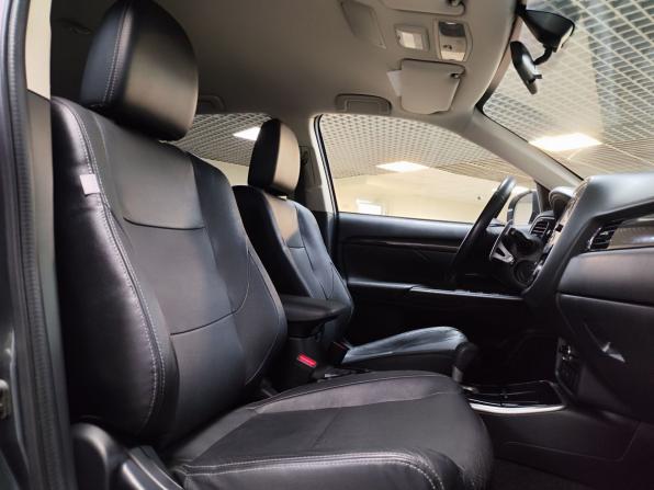 Mitsubishi Outlander III Рестайлинг 2 с пробегом 2017 года, цена 2 100 000 рублей, 92300 км, внедорожник, Автокод Объявления