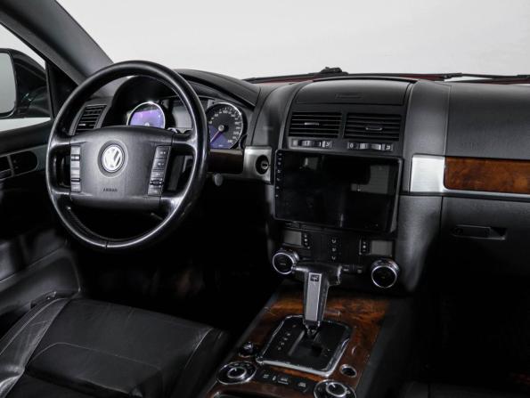 Volkswagen Touareg I Рестайлинг с пробегом 2008 года, цена 850 000 рублей, 281394 км, внедорожник, Автокод Объявления