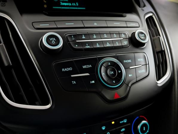 Ford Focus III Рестайлинг с пробегом 2017 года, цена 1 155 000 рублей, 92495 км, седан, Автокод Объявления