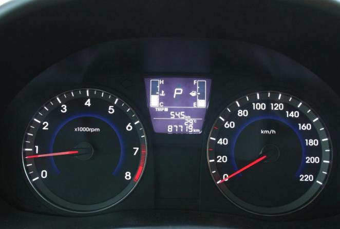 Hyundai Solaris I Рестайлинг с пробегом 2015 года, цена 1 290 000 рублей, 87719 км, седан, Автокод Объявления
