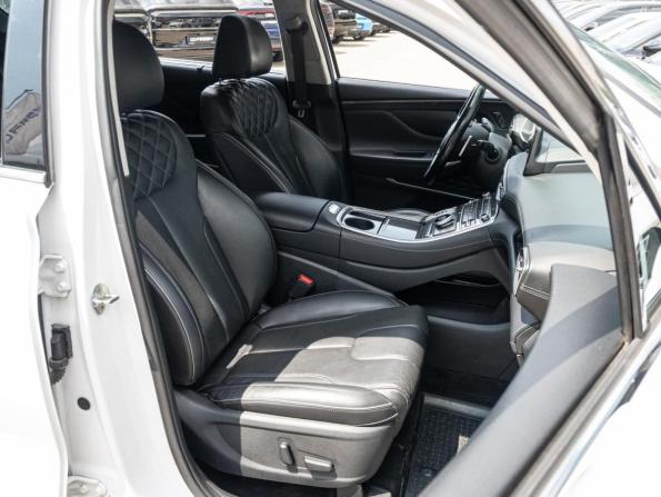 Hyundai Santa Fe IV Рестайлинг с пробегом 2022 года, цена 2 800 000 рублей, 159638 км, внедорожник, Автокод Объявления
