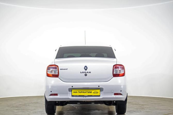 Renault Logan II с пробегом 2017 года, цена 899 000 рублей, 73150 км, седан, Автокод Объявления