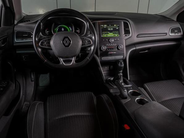 Renault Megane IV с пробегом 2018 года, цена 1 549 000 рублей, 128549 км, универсал, Автокод Объявления