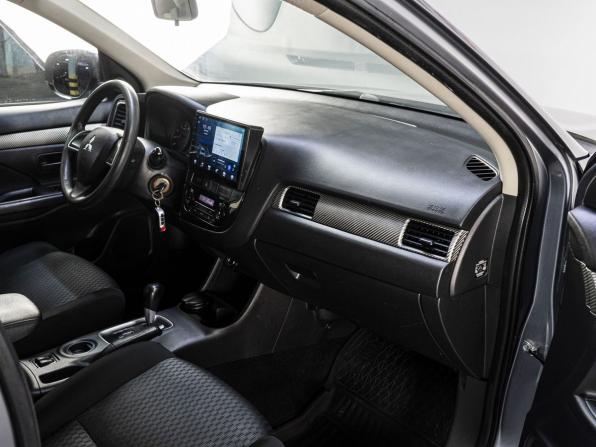 Mitsubishi Outlander III с пробегом 2013 года, цена 1 200 000 рублей, 257440 км, внедорожник, Автокод Объявления