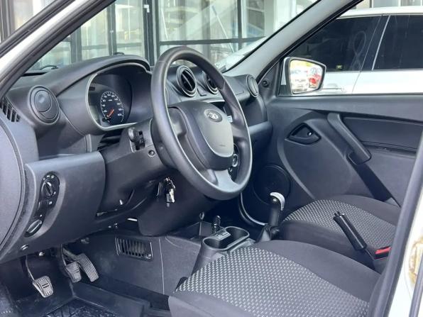 Lada (ВАЗ) Granta I с пробегом 2018 года, цена 695 000 рублей, 82624 км, седан, Автокод Объявления