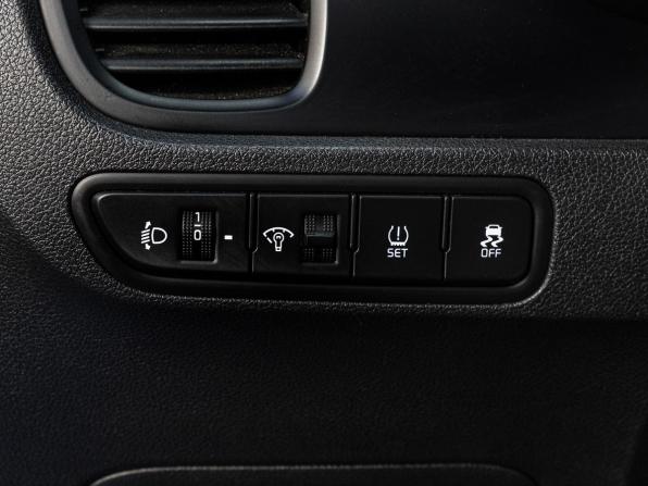 Kia Rio IV с пробегом 2018 года, цена 1 519 000 рублей, 102620 км, седан, Автокод Объявления