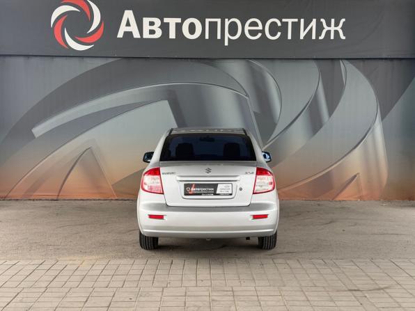 Suzuki SX4 I (Classic) Рестайлинг с пробегом 2010 года, цена 780 000 рублей, 215720 км, седан, Автокод Объявления