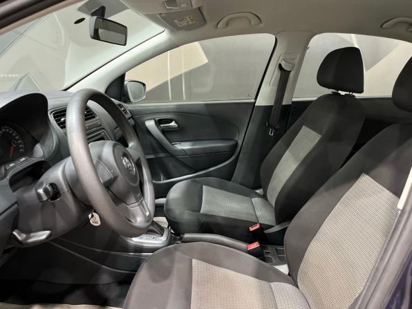 Volkswagen Polo V с пробегом 2015 года, цена 859 000 рублей, 134481 км, седан, Автокод Объявления