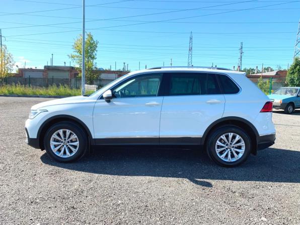 Volkswagen Tiguan II Рестайлинг с пробегом 2021 года, цена 3 335 600 рублей, 63829 км, внедорожник, Автокод Объявления