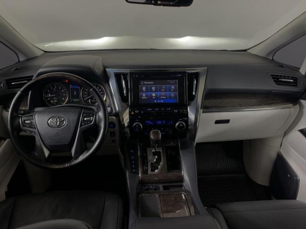 Toyota Alphard III Рестайлинг с пробегом 2019 года, цена 4 555 000 рублей, 184036 км, минивэн, Автокод Объявления