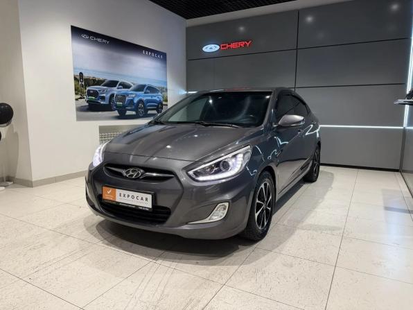 Hyundai Solaris I с пробегом 2014 года, цена 750 000 рублей, 208000 км, седан, Автокод Объявления