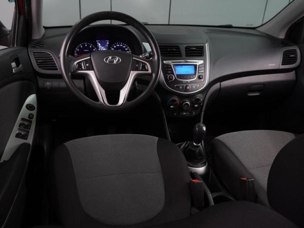 Hyundai Solaris I с пробегом 2012 года, цена 724 000 рублей, 91899 км, седан, Автокод Объявления