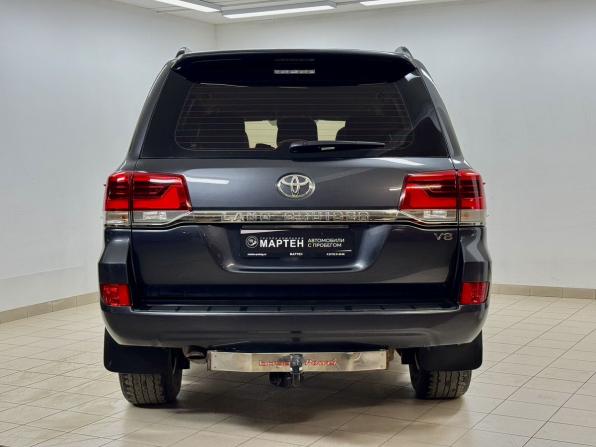 Toyota Land Cruiser 200 Series Рестайлинг 2 с пробегом 2016 года, цена 4 640 000 рублей, 185000 км, внедорожник, Автокод Объявления