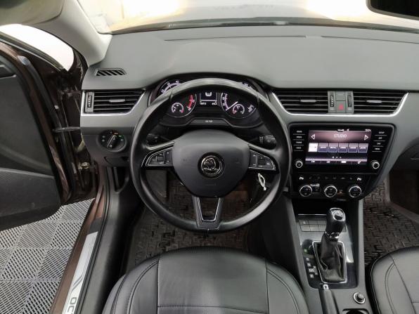 Skoda Octavia III (A7) Рестайлинг с пробегом 2018 года, цена 1 700 000 рублей, 126500 км, лифтбек, Автокод Объявления