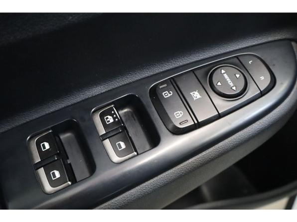 Kia Rio IV Рестайлинг с пробегом 2020 года, цена 1 376 000 рублей, 132560 км, хэтчбек, Автокод Объявления