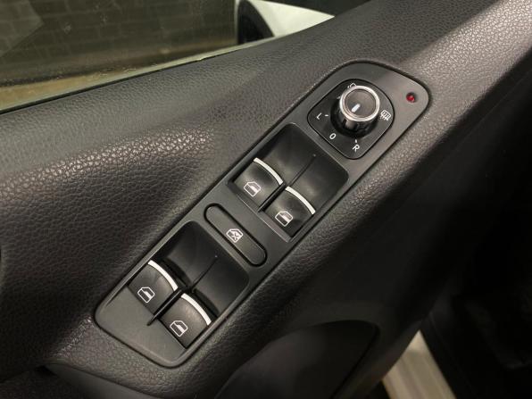 Volkswagen Tiguan I Рестайлинг с пробегом 2011 года, цена 1 370 000 рублей, 149761 км, внедорожник, Автокод Объявления