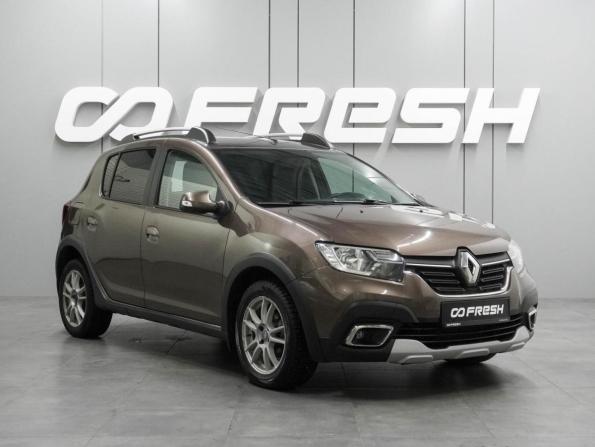 Renault Sandero II Рестайлинг с пробегом 2020 года, цена 939 000 рублей, 207356 км, хэтчбек, Автокод Объявления