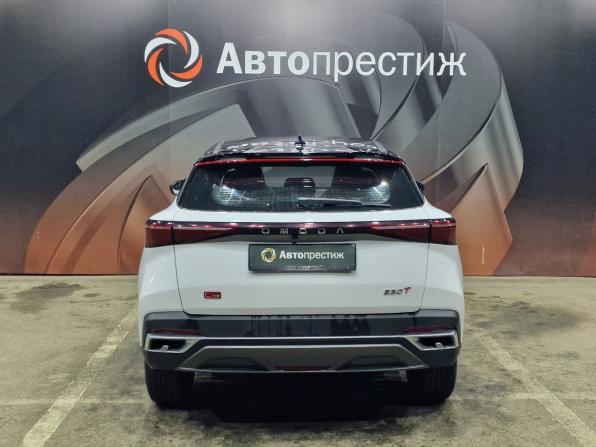 Omoda C5 I с пробегом 2023 года, цена 1 685 000 рублей, 47403 км, внедорожник, Автокод Объявления