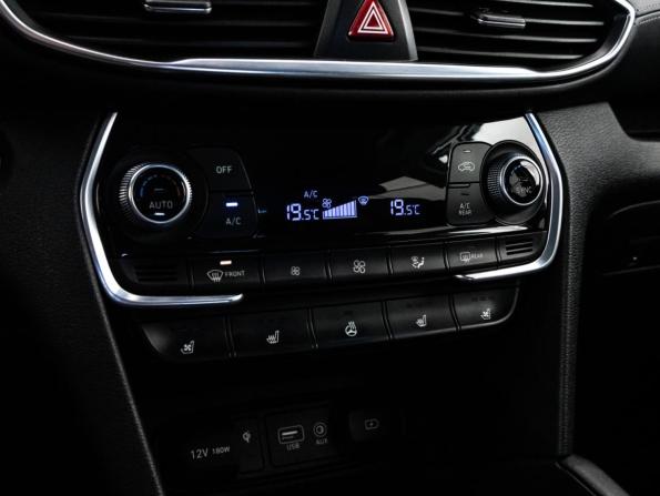 Hyundai Santa Fe IV с пробегом 2019 года, цена 3 099 000 рублей, 106899 км, внедорожник, Автокод Объявления