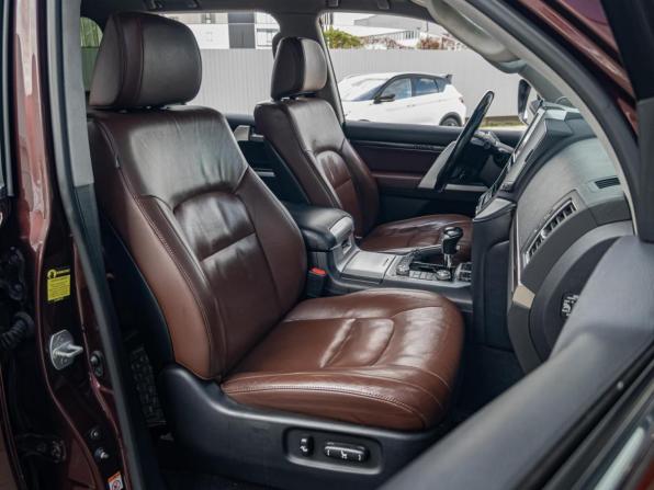 Toyota Land Cruiser 200 Series Рестайлинг 2 с пробегом 2016 года, цена 5 990 000 рублей, 205387 км, внедорожник, Автокод Объявления