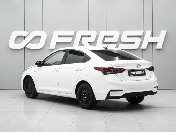 Hyundai Solaris II с пробегом 2017 года, цена 1 370 000 рублей, 163894 км, седан, Автокод Объявления