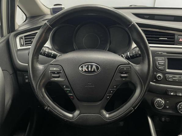 Kia Ceed II Рестайлинг с пробегом 2015 года, цена 1 195 000 рублей, 119324 км, универсал, Автокод Объявления