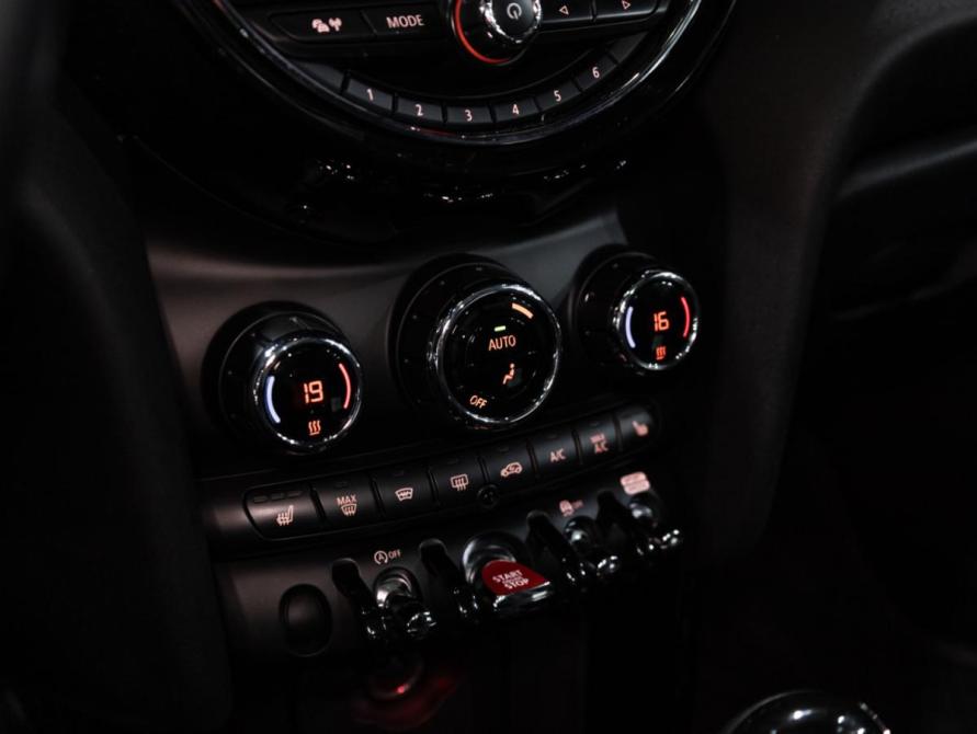 Mini Hatch III (F55/F56) Рестайлинг Санкт-Петербург  - изображение 25