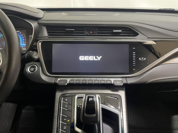 Geely Atlas Pro с пробегом 2022 года, цена 1 670 000 рублей, 93395 км, внедорожник, Автокод Объявления