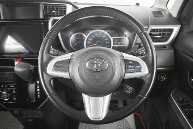 Toyota Tank I с пробегом 2018 года, цена 1 299 000 рублей, 102000 км, микровэн, Автокод Объявления