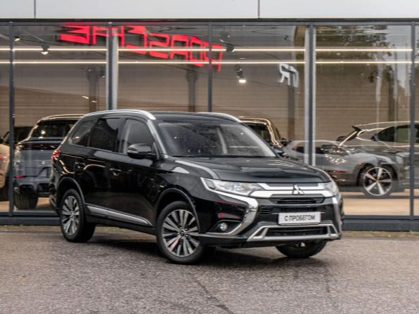 Mitsubishi Outlander III Рестайлинг 2 с пробегом 2018 года, цена 1 587 000 рублей, 100099 км, внедорожник, Автокод Объявления