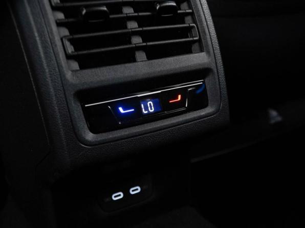 Volkswagen Golf R VIII с пробегом 2021 года, цена 5 399 077 рублей, 28339 км, универсал, Автокод Объявления