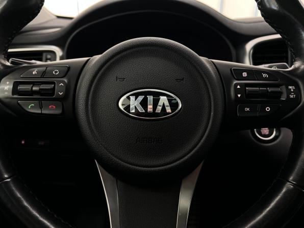 Kia Sorento III Prime с пробегом 2017 года, цена 2 970 000 рублей, 100111 км, внедорожник, Автокод Объявления
