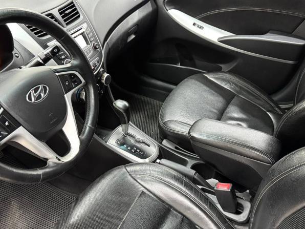 Hyundai Solaris I с пробегом 2012 года, цена 899 900 рублей, 174800 км, седан, Автокод Объявления