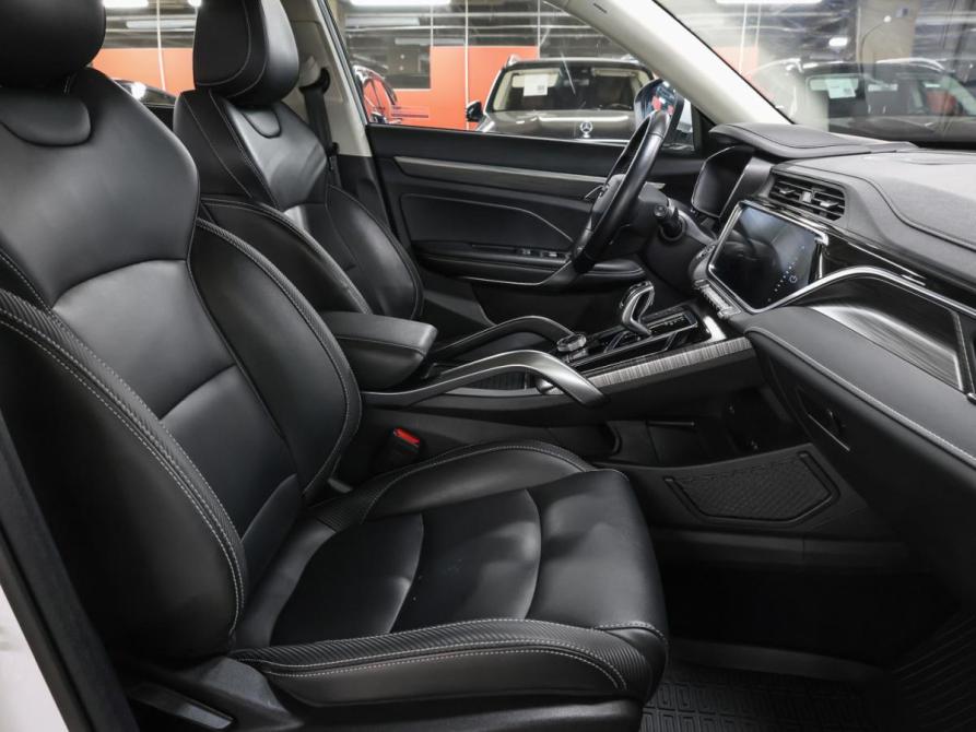 Geely Atlas Pro Москва  - изображение 13