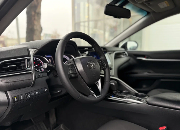 Toyota Camry VIII (XV70) с пробегом 2019 года, цена 2 530 000 рублей, 154483 км, седан, Автокод Объявления