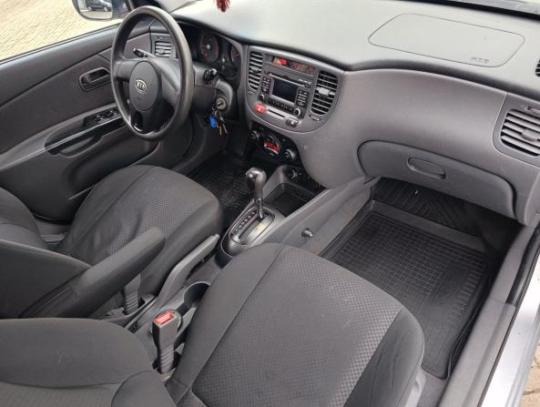 Kia Rio II Рестайлинг с пробегом 2010 года, цена 530 000 рублей, 192000 км, седан, Автокод Объявления