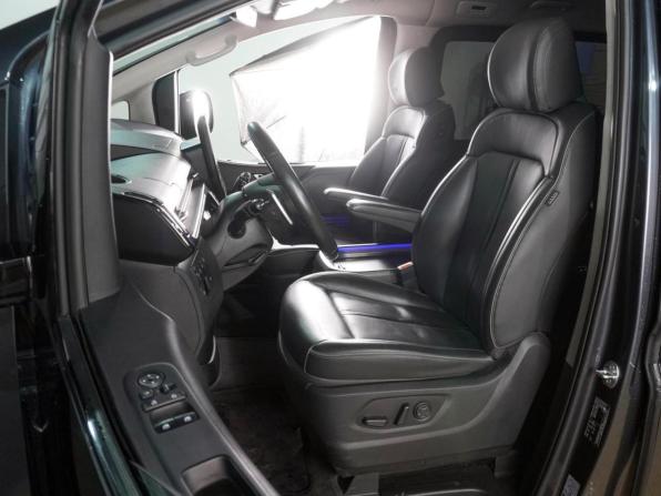 Hyundai Staria I с пробегом 2022 года, цена 5 249 000 рублей, 52841 км, минивэн, Автокод Объявления