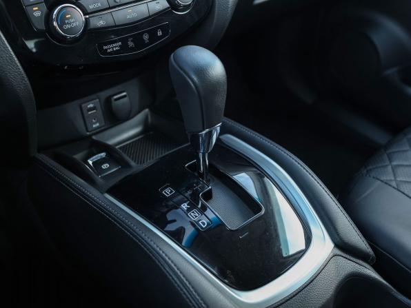 Nissan Qashqai II с пробегом 2018 года, цена 1 799 000 рублей, 131670 км, внедорожник, Автокод Объявления